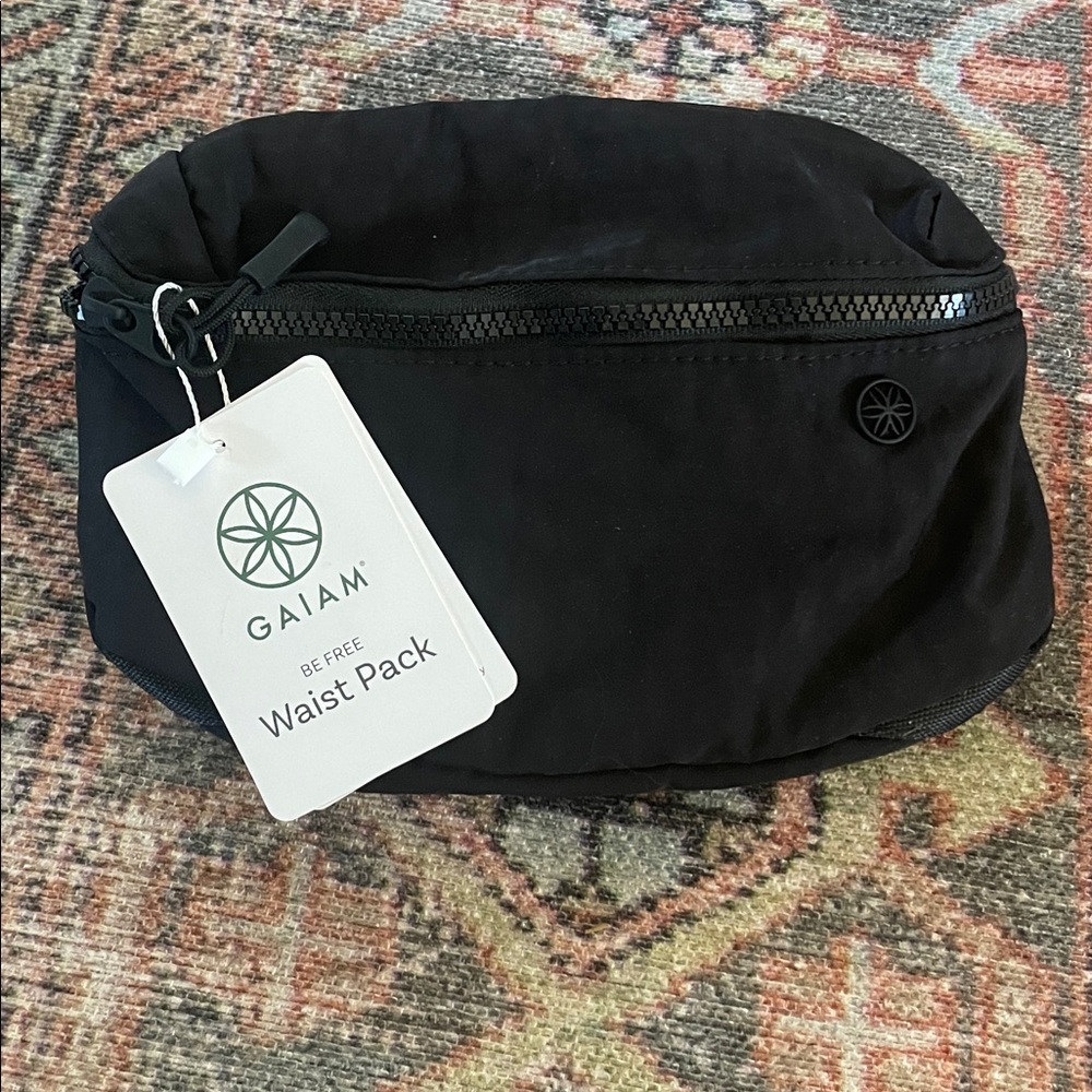 Gaiam Fanny Pack Running Belt Bag black